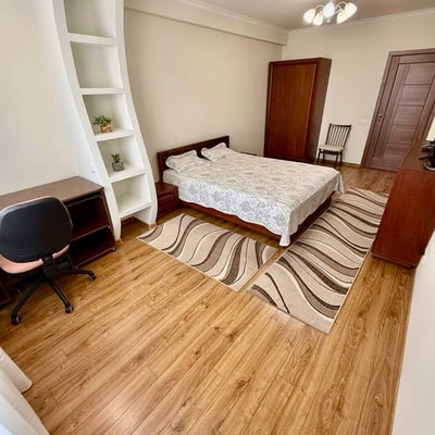 Аренда уютной 1-комнатной квартиры с гостиной, 52 м², центр Кишинёва, Молдова